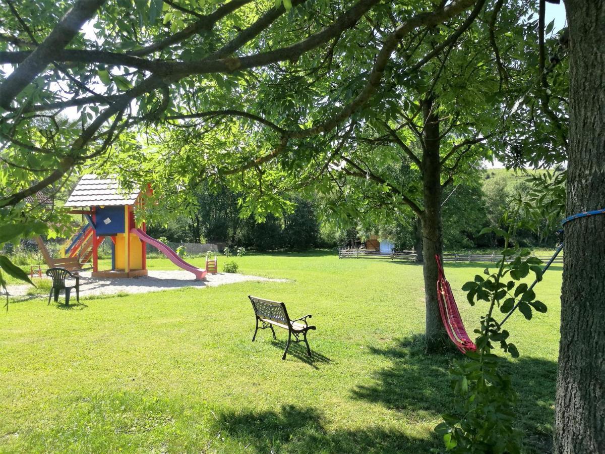 Holiday home Raj Besenova
